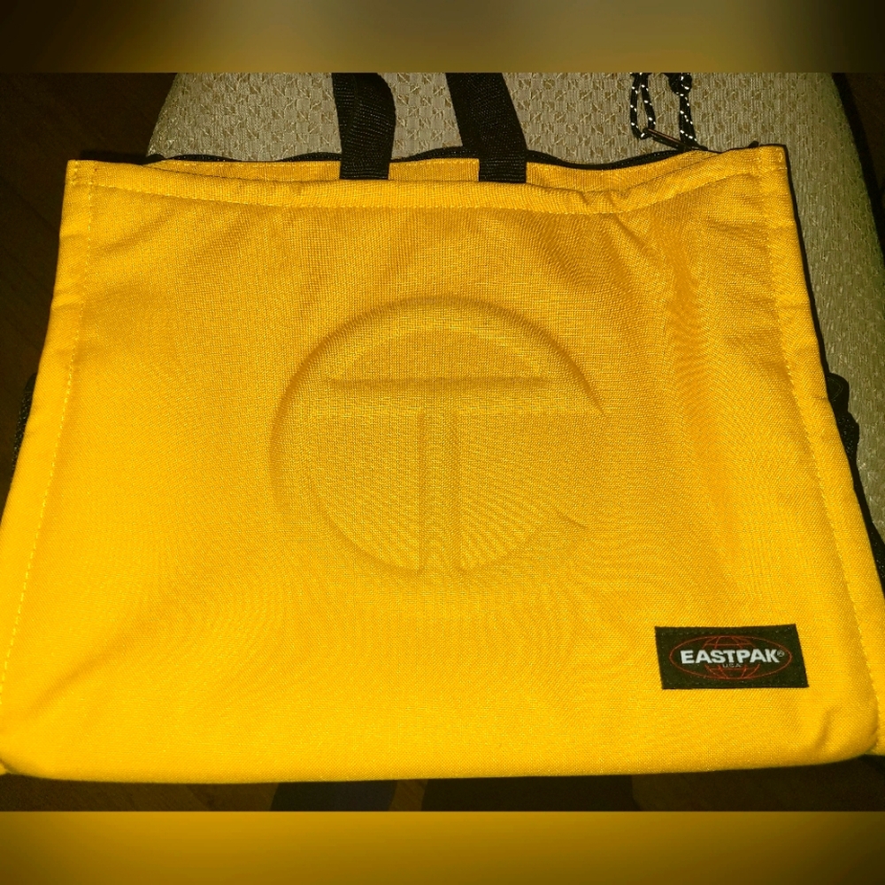 EASTPAK X TELFAR MEDIUM SHOPPER - YELLOW COLOR  *EUC*